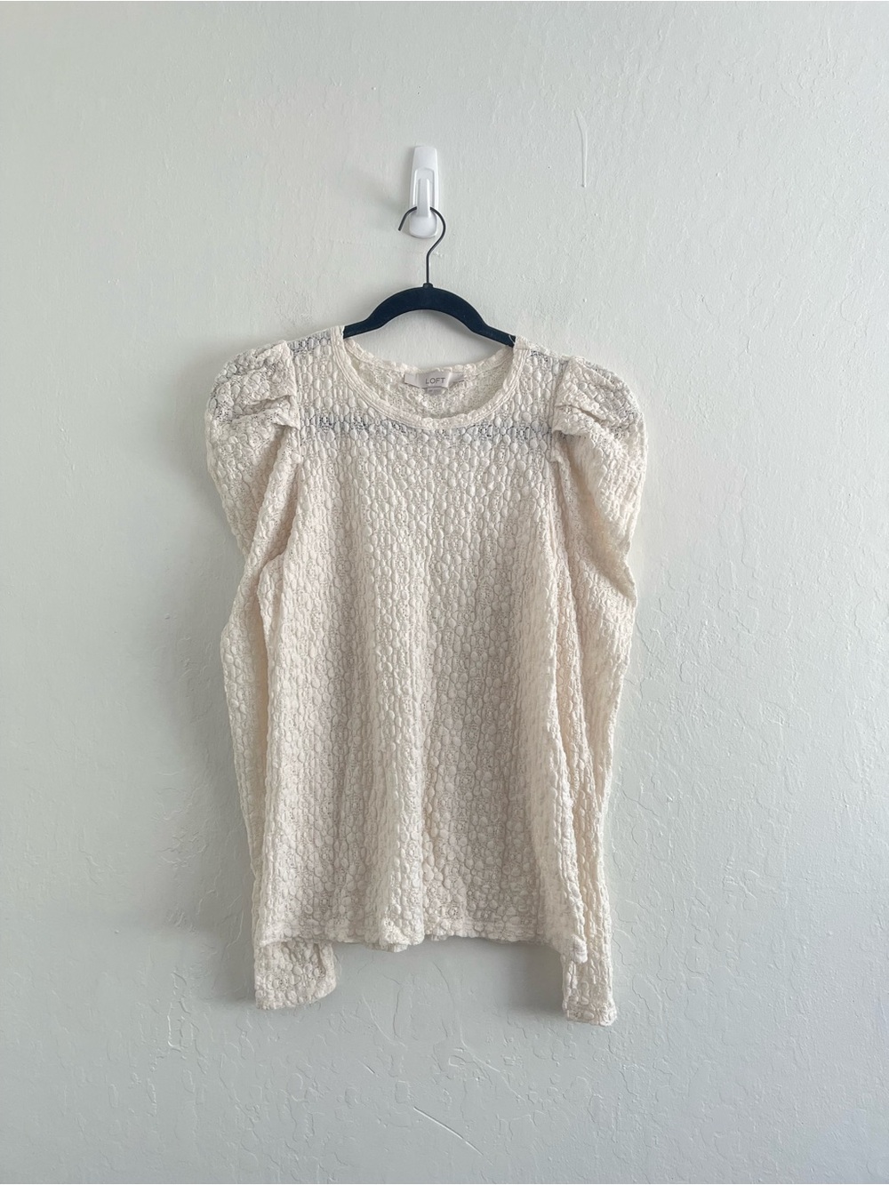 Loft Lace Pleated Puff Sleeve Top Dainty Cream Long Sleeve Blouse Womens Medium - Picture 2 of 8
